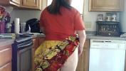 Download Video Bokep Fat MILF Bakes with Her Ass Out for Thanksgiving terbaik