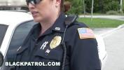 Nonton Film Bokep Black criminal fucks police patrol online